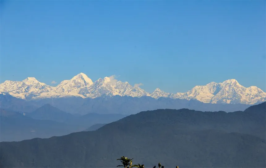 Shivapuri Day Hike – A scenic Escape Into Nature from Kathmandu